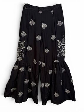 CHARIZMA Cotton Embroidered Boho Bell Bottom‎ Cropped Pant, XS